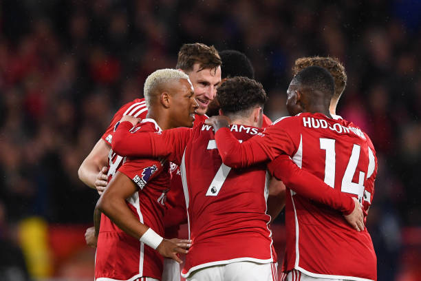 临的压力与 临的压力与